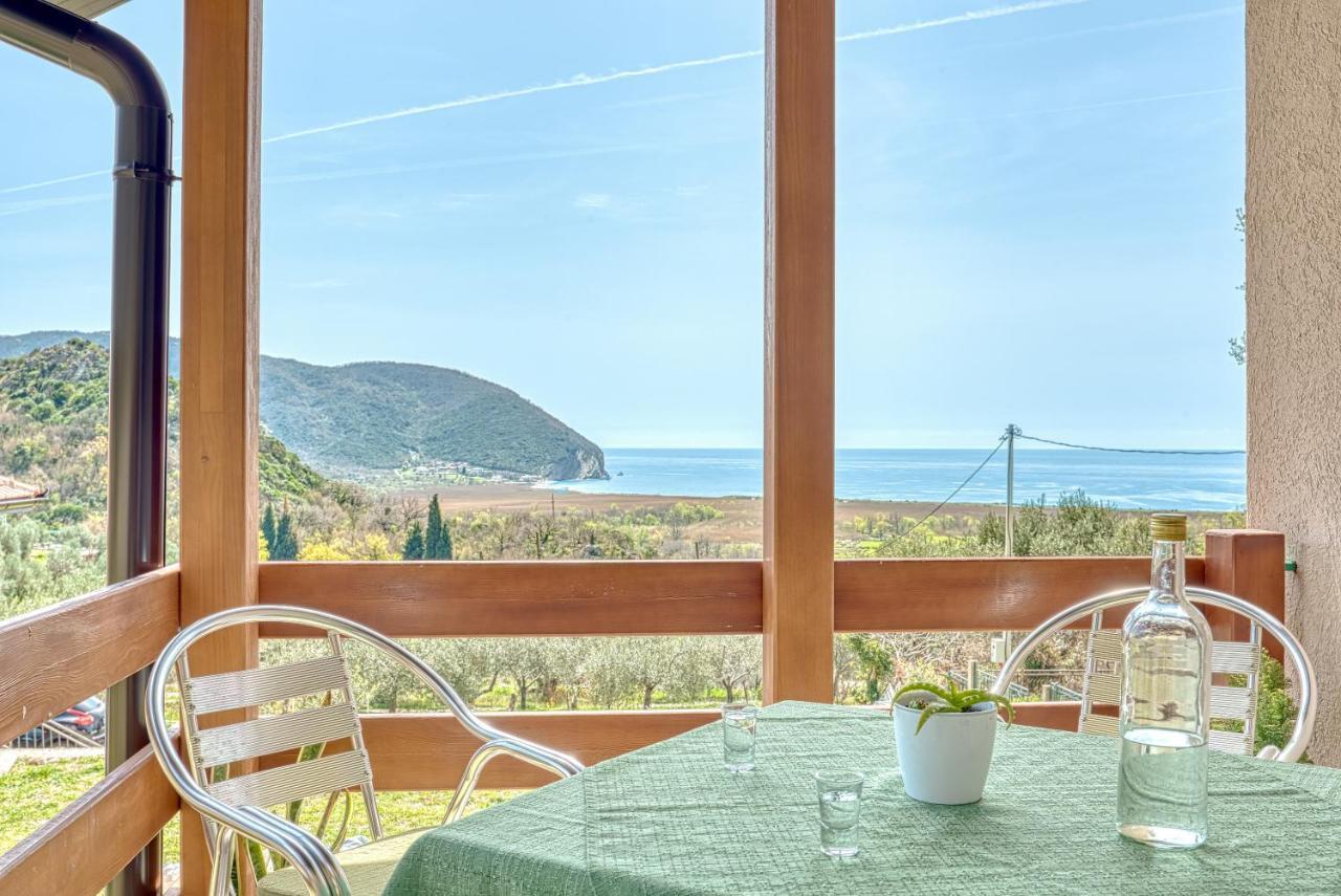 Two Bedroom House With Sea View Maj Булярица Екстериор снимка