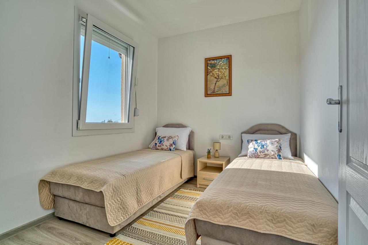 Two Bedroom House With Sea View Maj Булярица Екстериор снимка